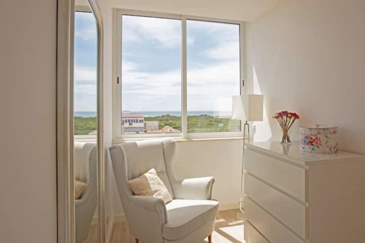 Magnificent 1 Bedroom Apartment With Views Over The Ocean 코스타 다 카파리카 외부 사진